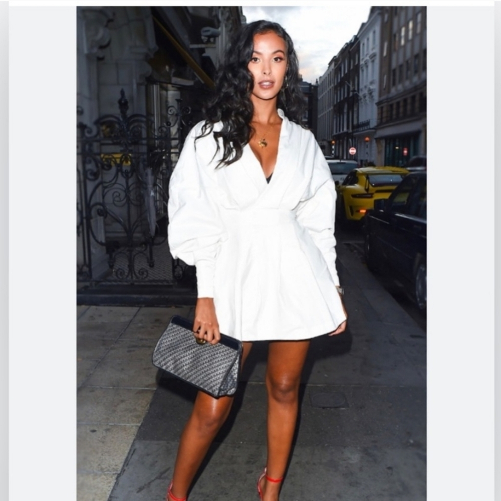 NEW ✨️ Zara V Neck White Cotton Dress, XS